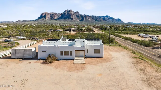 $579,000 | 2082 East Tepee Street, Apache Junction, AZ 85119