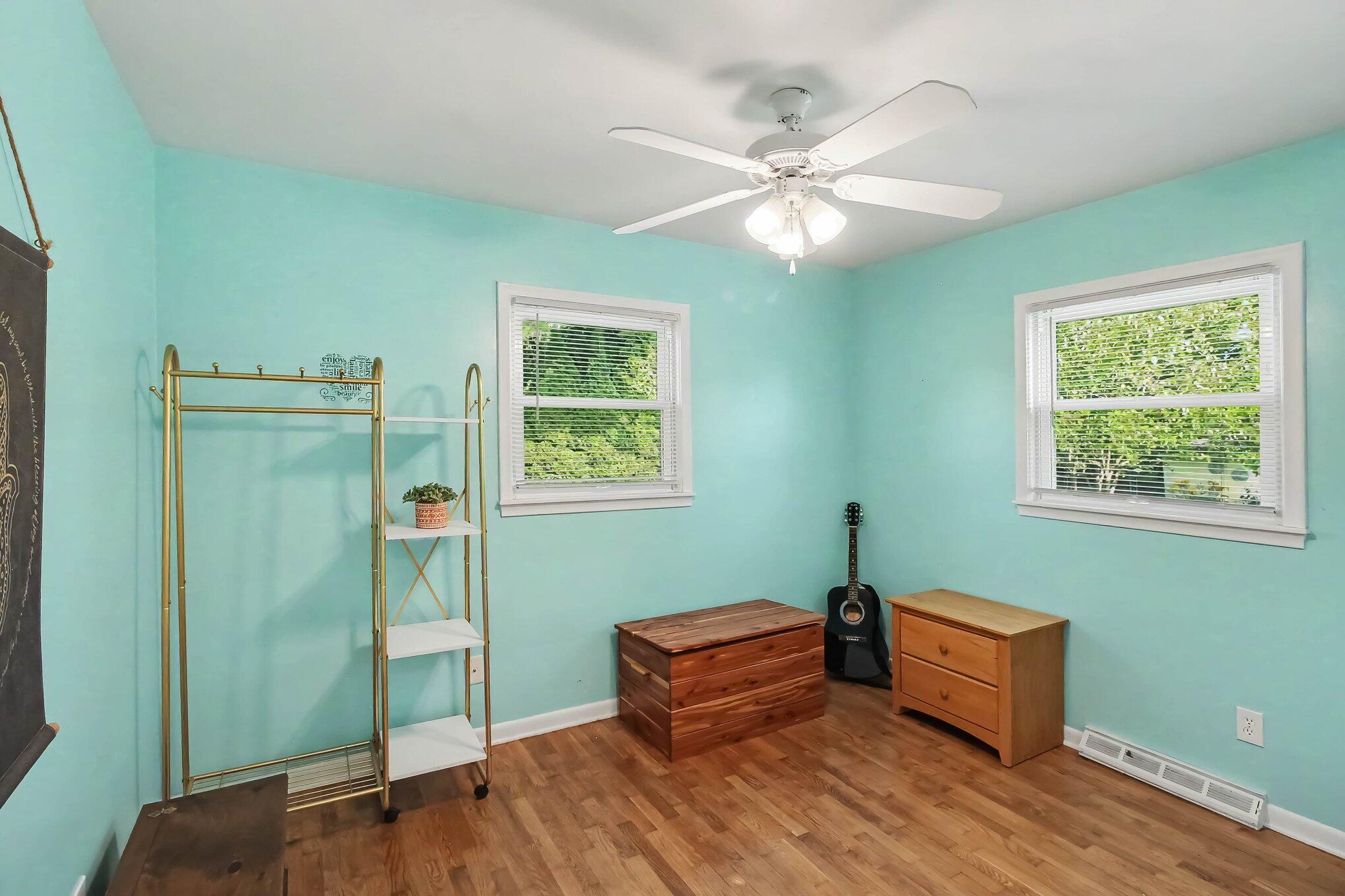 8919 Windsor Highway Dimondale, MI 48821 - Photo 13 of 28 014_file_6451