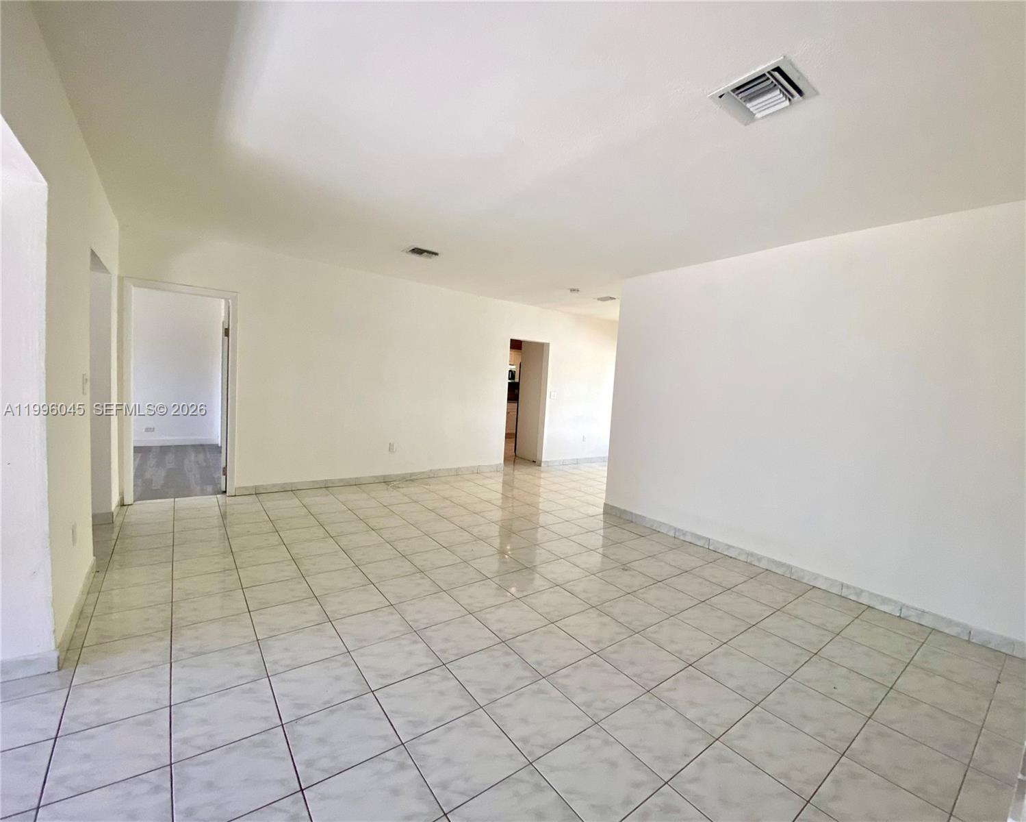 1101 Bay Drive Miami Beach, FL 33141 - Photo 28 of 69 a view of an empty room