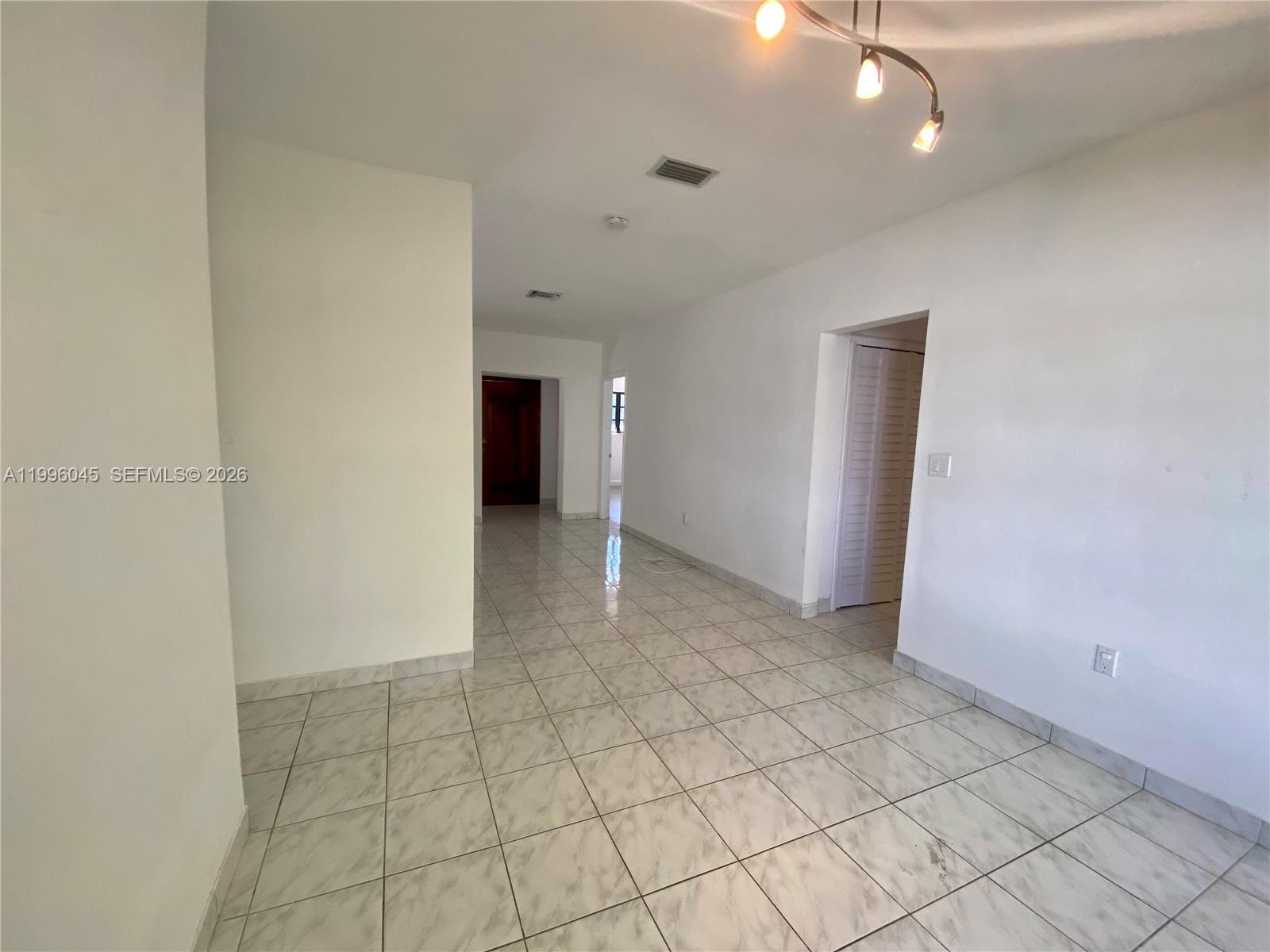 1101 Bay Drive Miami Beach, FL 33141 - Photo 33 of 69