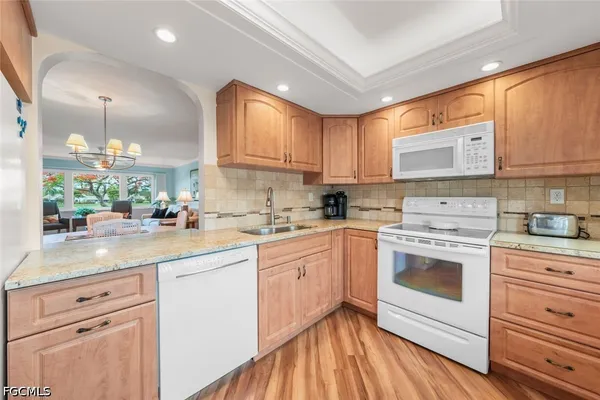 $144,000 | 6102 Augusta Drive, Unit 207, Fort Myers, FL 33907