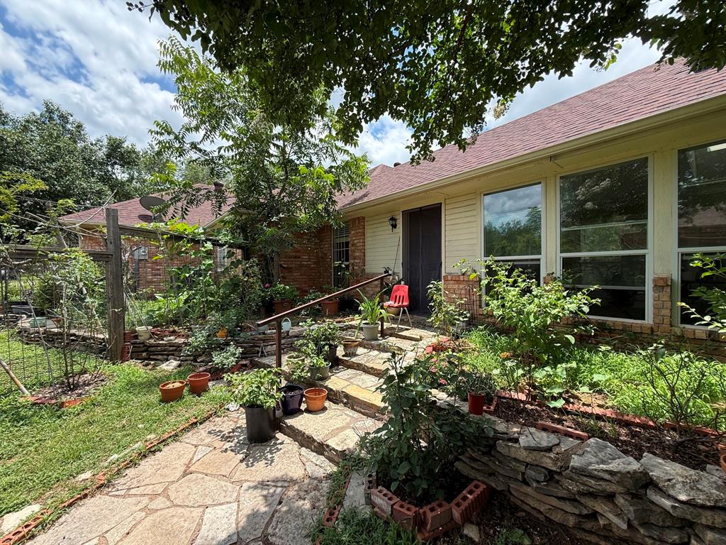 107 Ridge Court Glen Rose, TX 76043 - Photo 29 of 34