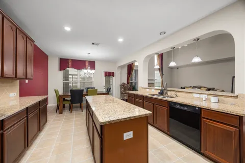 $450,000 | 6719 Latchmore Lane, Houston, TX 77049