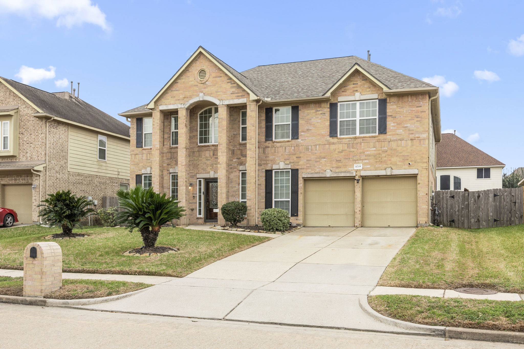 6719 Latchmore Lane Houston, TX 77049 - Photo 2 of 46