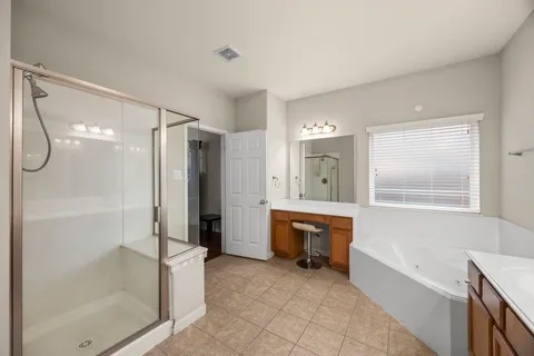 $450,000 | 6719 Latchmore Lane, Houston, TX 77049