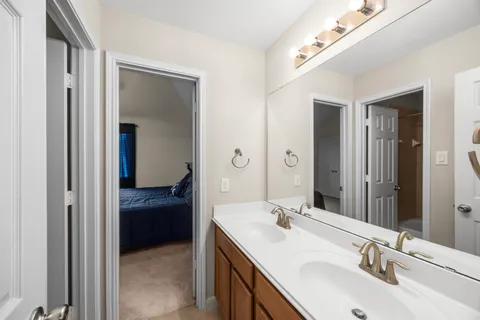 $450,000 | 6719 Latchmore Lane, Houston, TX 77049