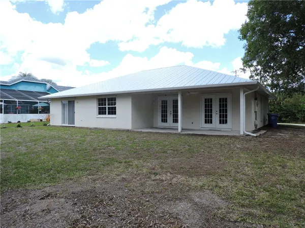 $2,200 | 671 Concha Drive, Sebastian, FL 32958
