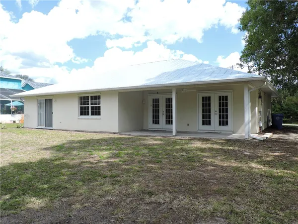 $2,200 | 671 Concha Drive, Sebastian, FL 32958