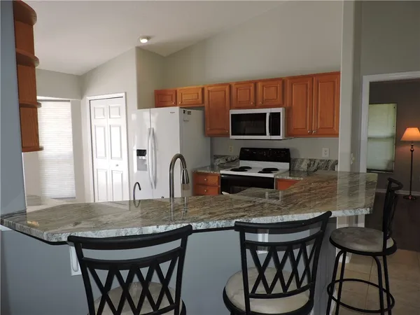 $2,200 | 671 Concha Drive, Sebastian, FL 32958