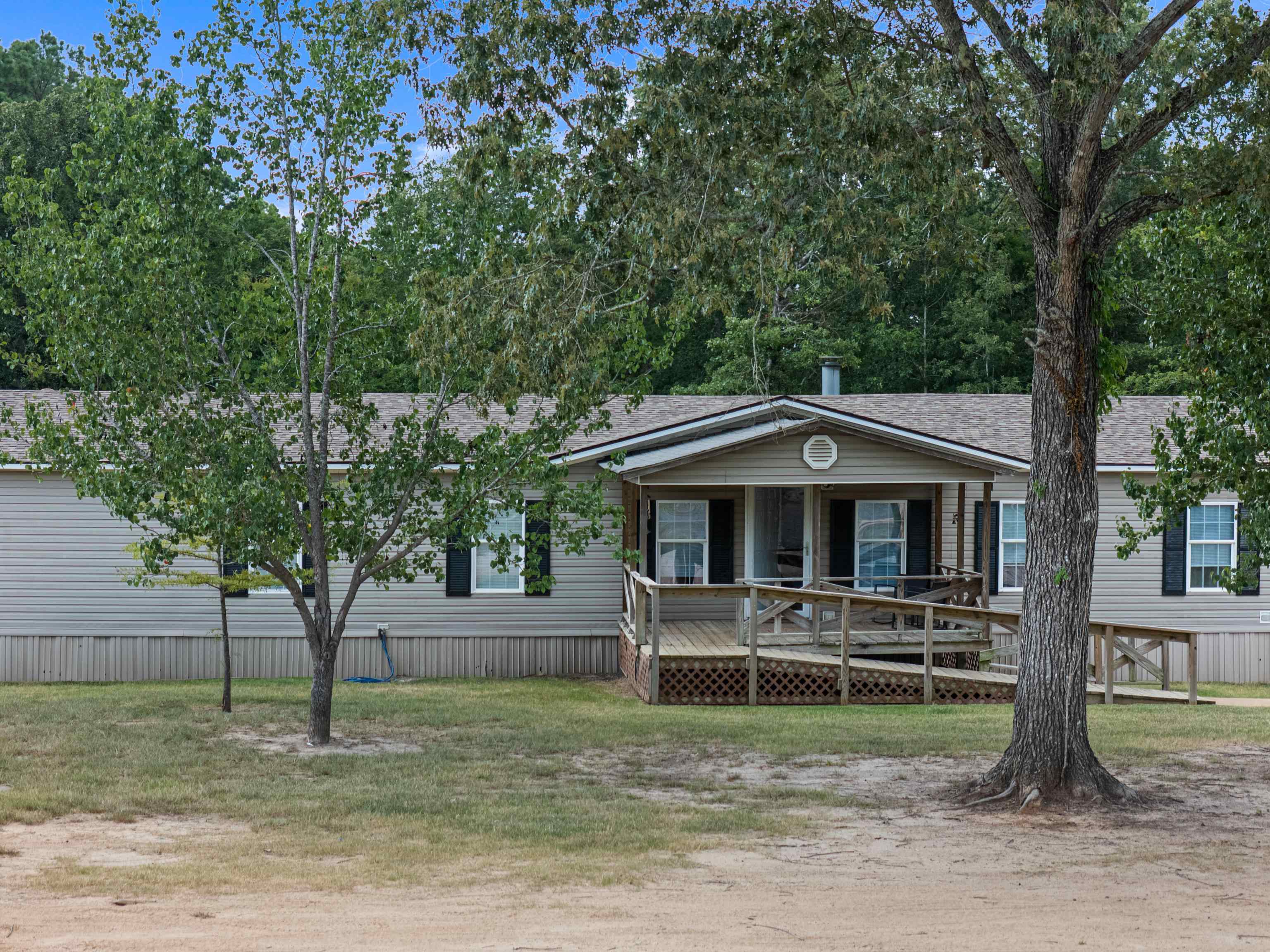 3362 Strickland Springs Road Marshall, TX 75672 - Photo 10 of 43 Gallery Image 10