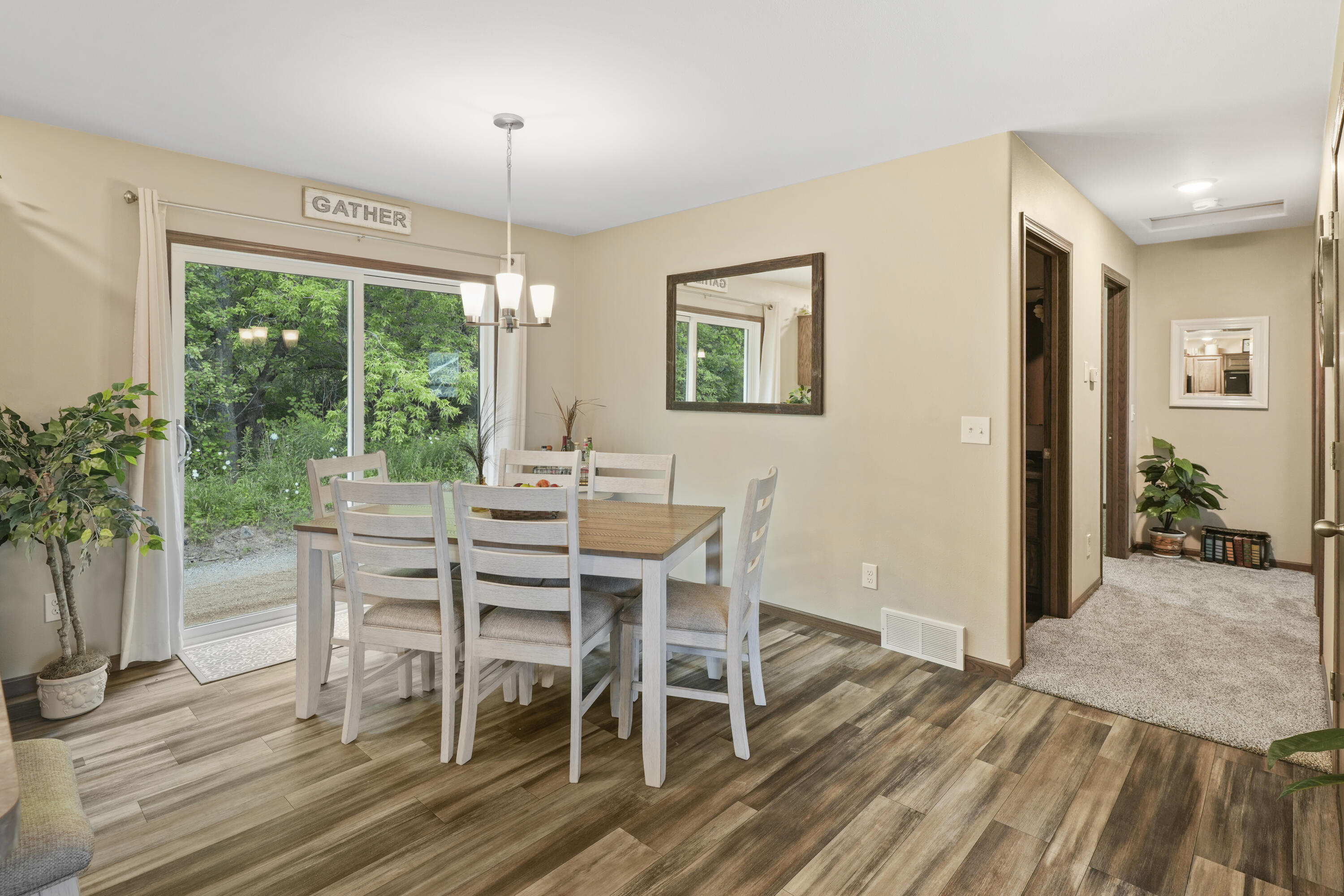 1296 Bluff Road Whitewater, WI 53190 - Photo 9 of 17 Dining Room