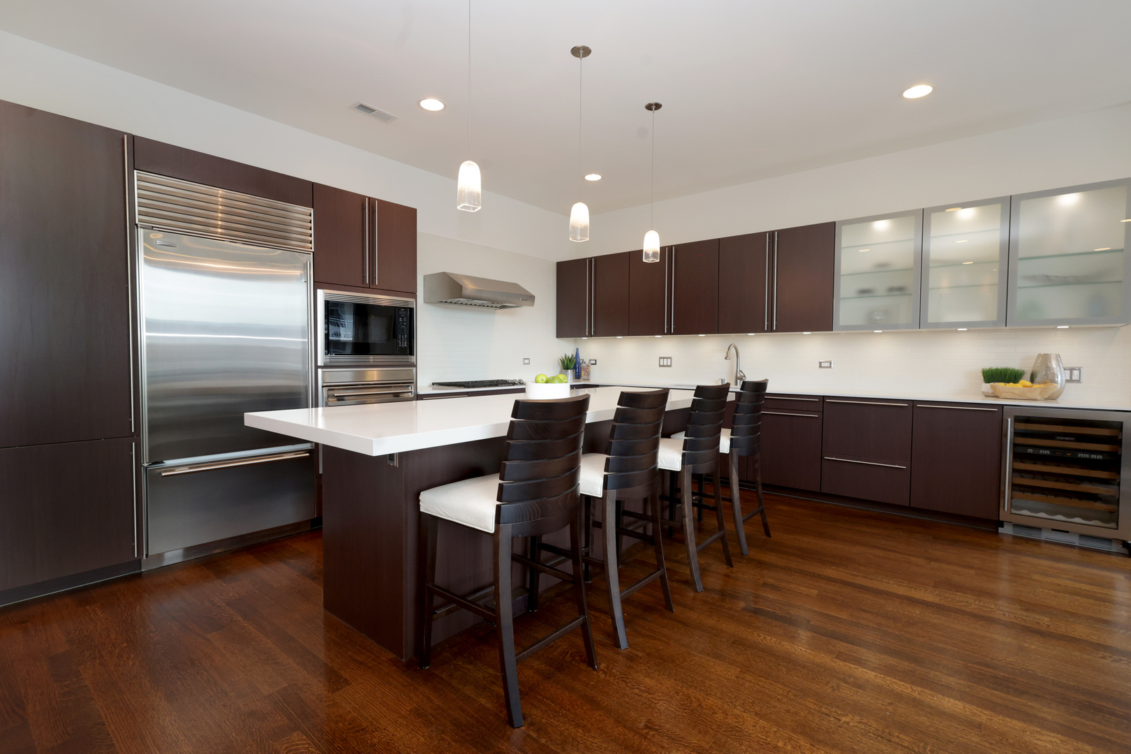 15 South Racine Avenue, Unit 4S Chicago, IL 60607 - Photo 11 of 24 Gallery Image 11