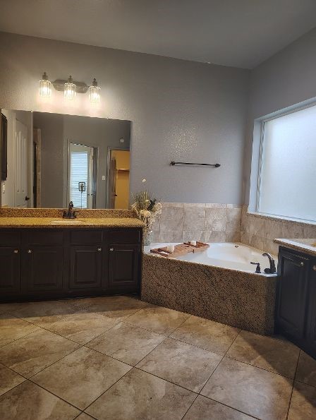 25211 Pineglen Terrace Drive Spring, TX 77389 - Photo 22 of 40 Dual Vanities, separate shower