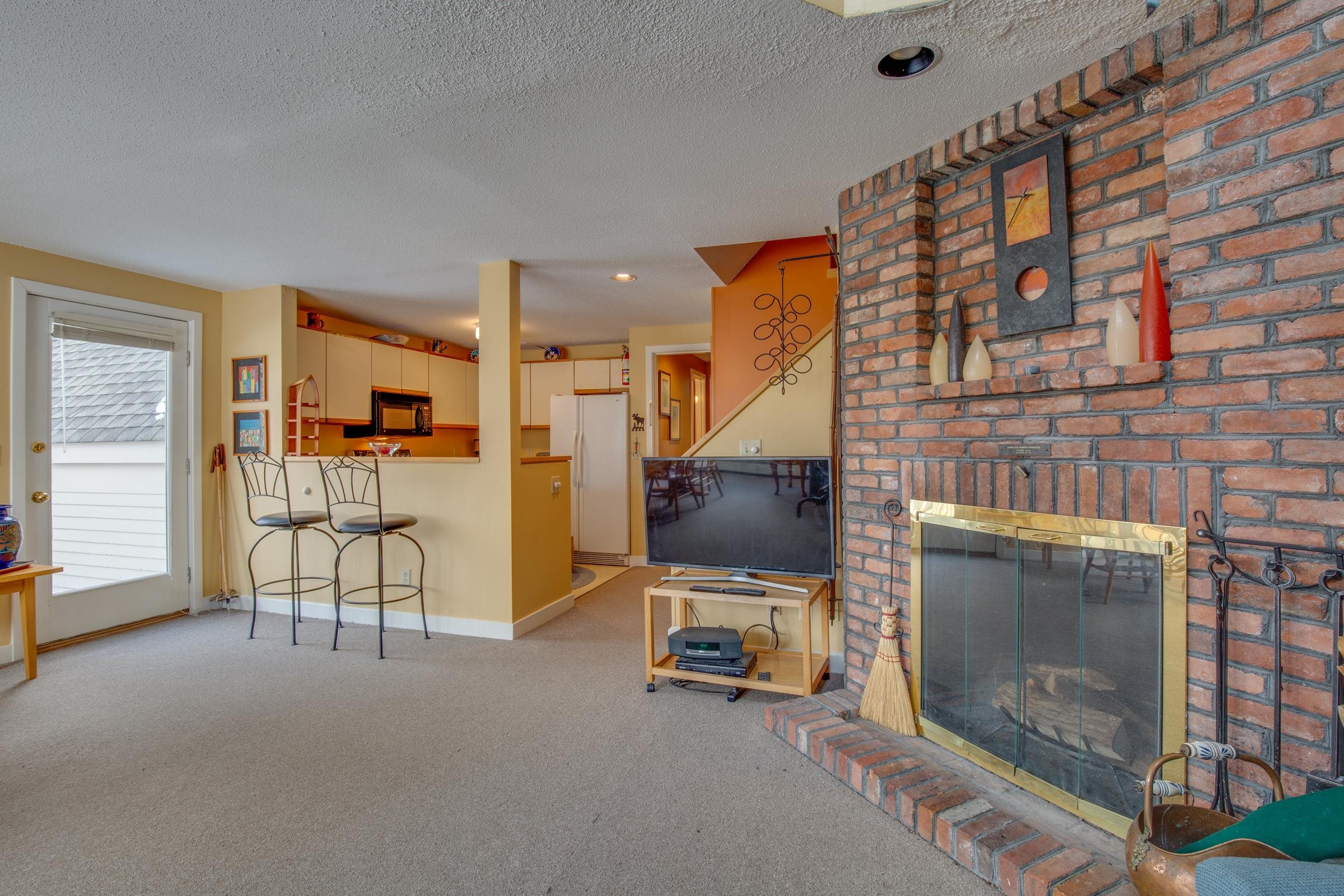 794 East Mountain Road, Unit G6 Killington, VT 05751 - Photo 3 of 28 Gallery Image 3