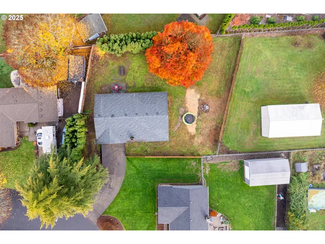a view of entrance of the building