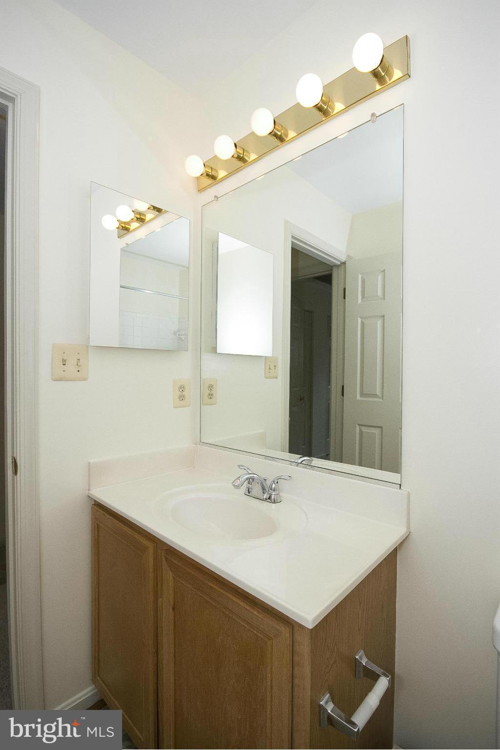 9804 Sherwood Farm Road Owings Mills, MD 21117 - Photo 22 of 29 Bath