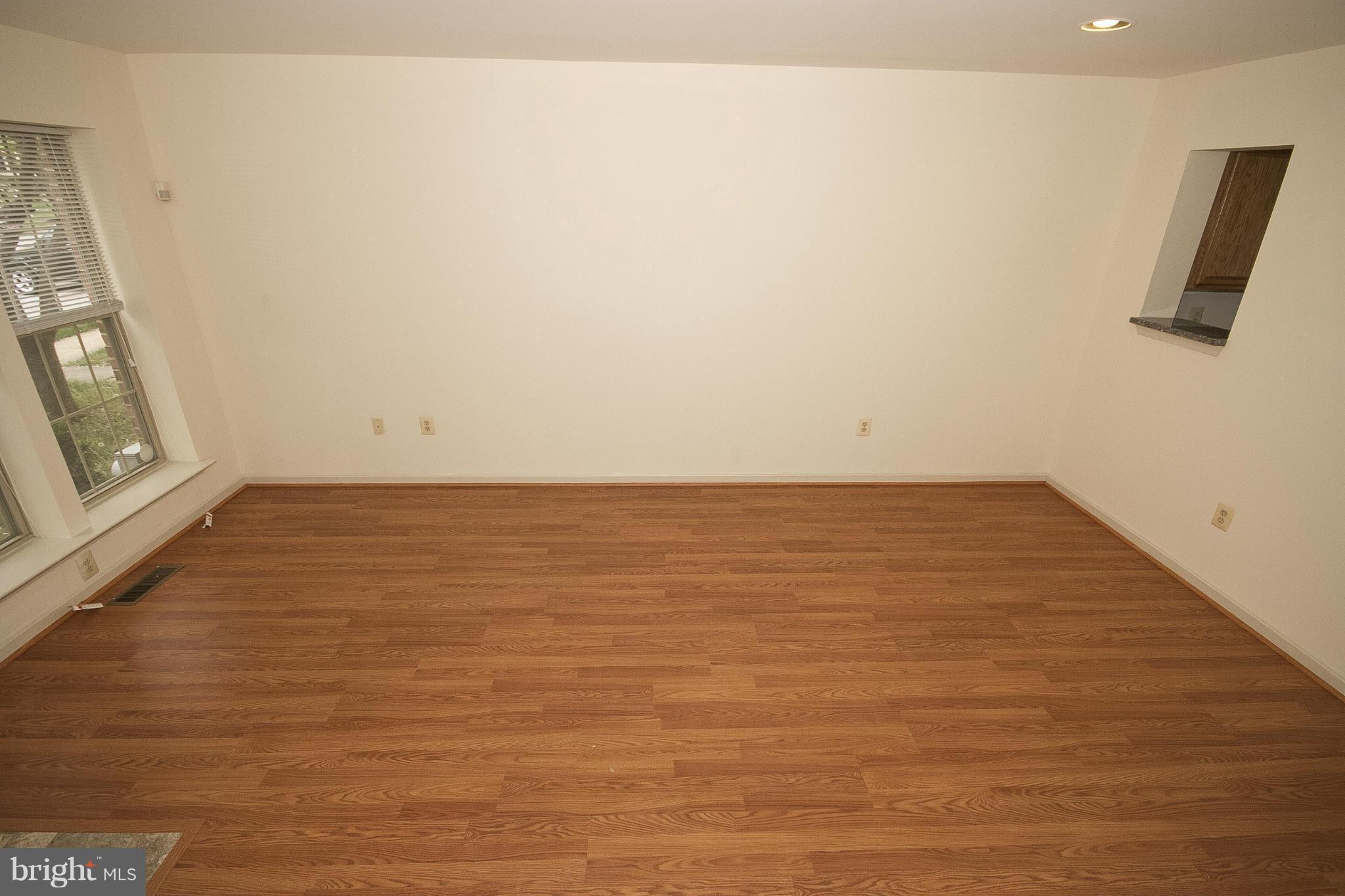 9804 Sherwood Farm Road Owings Mills, MD 21117 - Photo 6 of 29 Living Room