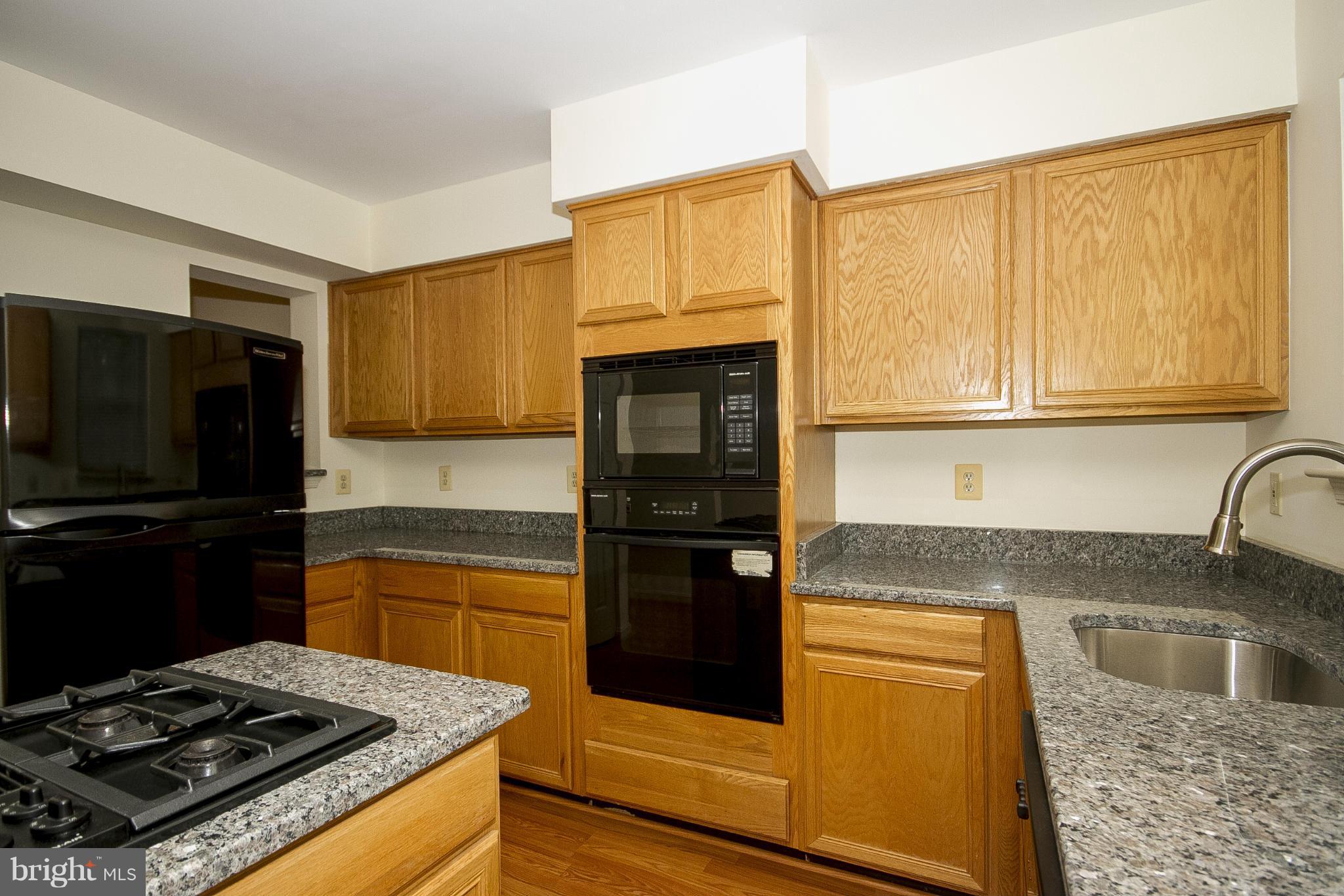 9804 Sherwood Farm Road Owings Mills, MD 21117 - Photo 9 of 29 Kitchen