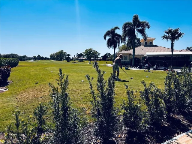 a view of a lake in a city