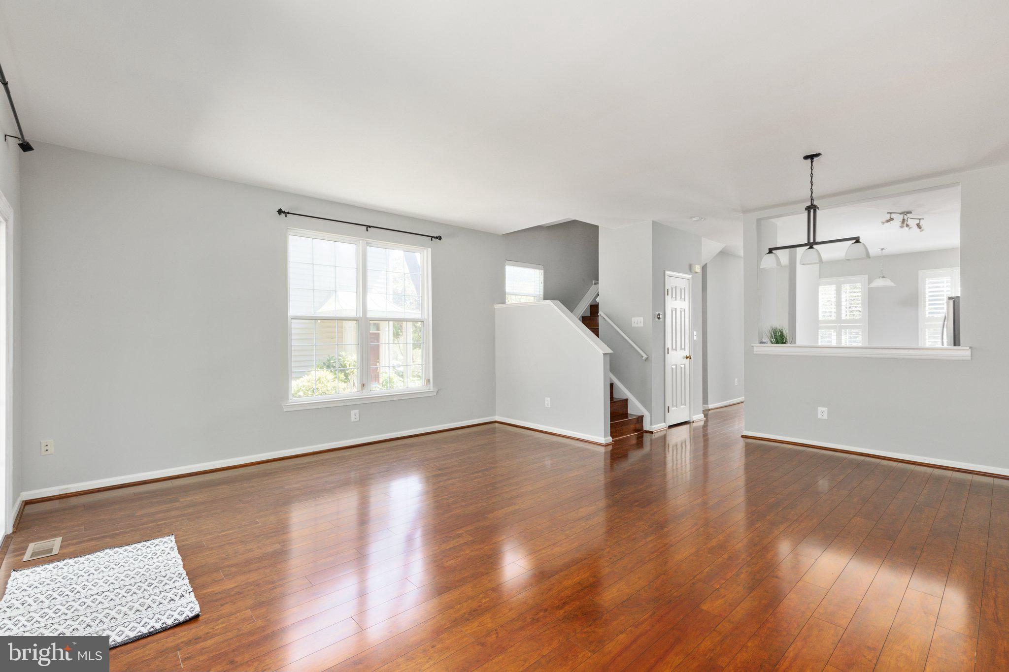 1276 Vintage Place Reston, VA 20194 - Photo 11 of 41