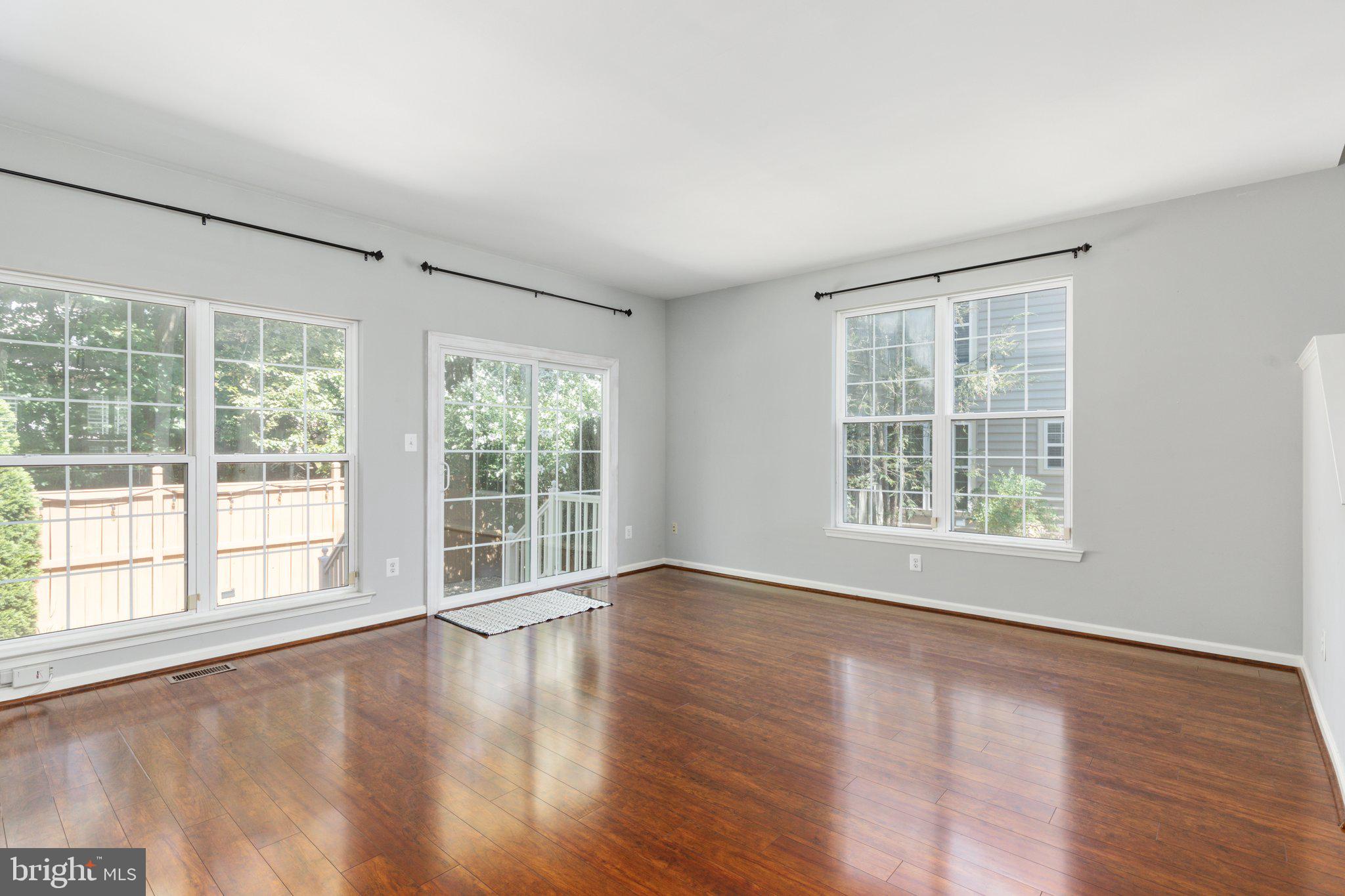 1276 Vintage Place Reston, VA 20194 - Photo 12 of 41