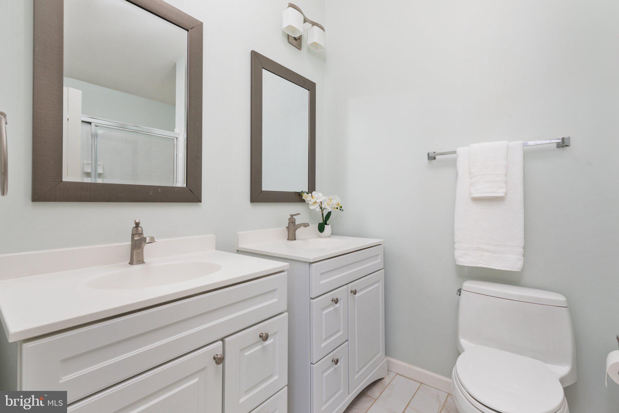 1276 Vintage Place Reston, VA 20194 - Photo 21 of 41