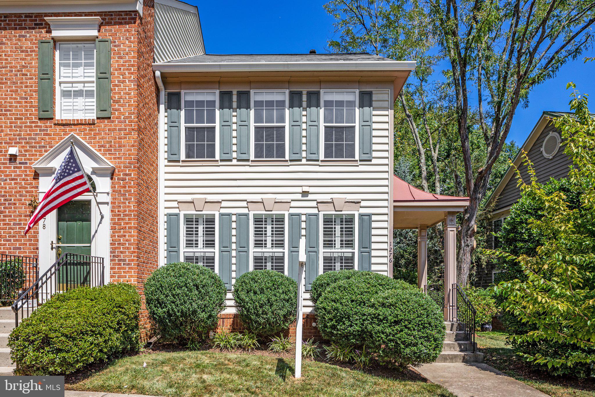1276 Vintage Place Reston, VA 20194 - Photo 29 of 41