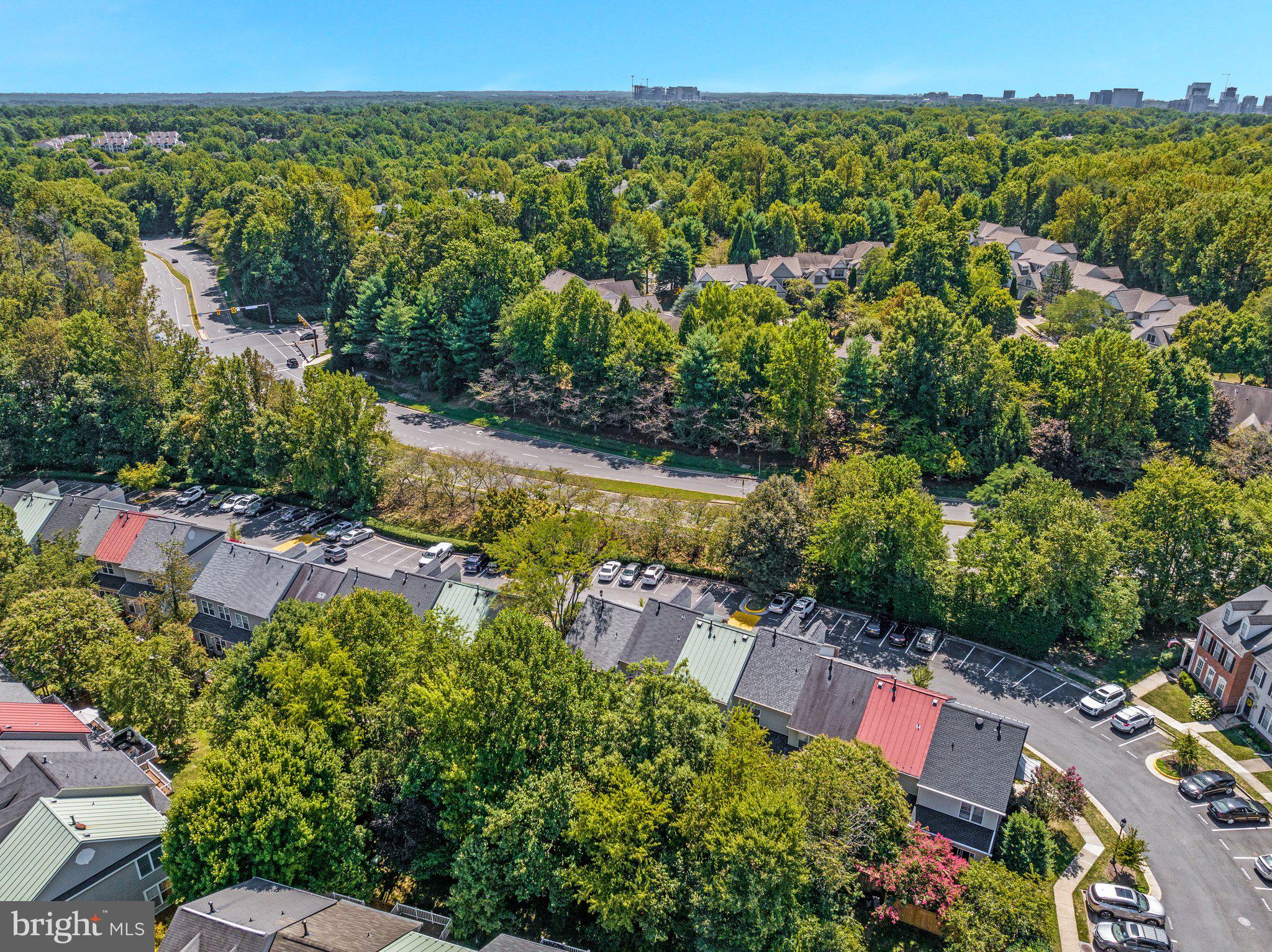 1276 Vintage Place Reston, VA 20194 - Photo 35 of 41