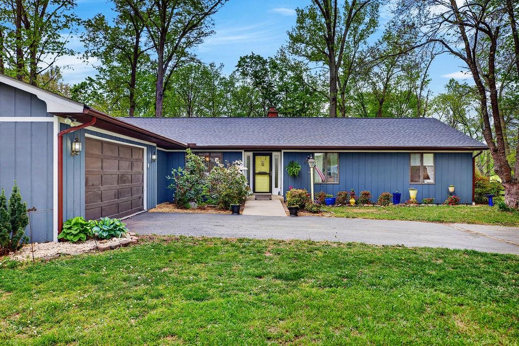 1401 Ladd Road Waynesboro, VA 22980 - Photo 1 of 59 Gallery Image 1
