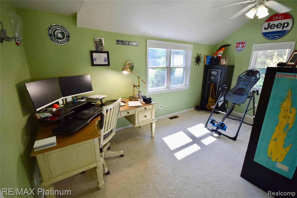 8527 Turner Road Fenton, MI 48430 - Photo 15 of 27