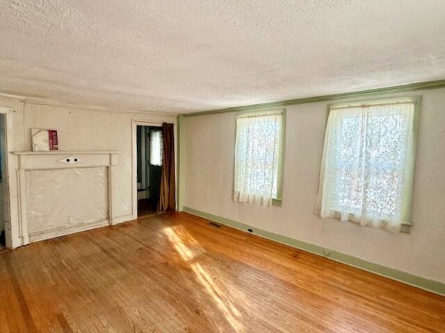 203 Beans Corner Road New Sharon, ME 04955 - Photo 9 of 46 Living room