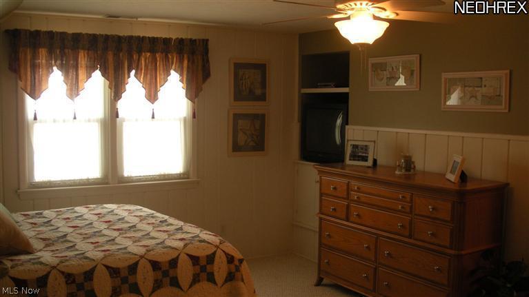 1251 Churchill Road Lyndhurst, OH 44124 - Photo 12 of 25 master bedroom