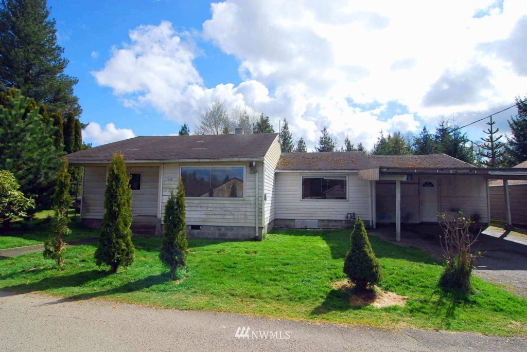 1640 Southeast Crawford Road Port Orchard, WA 98366 - Photo 1 of 17 Gallery Image 1