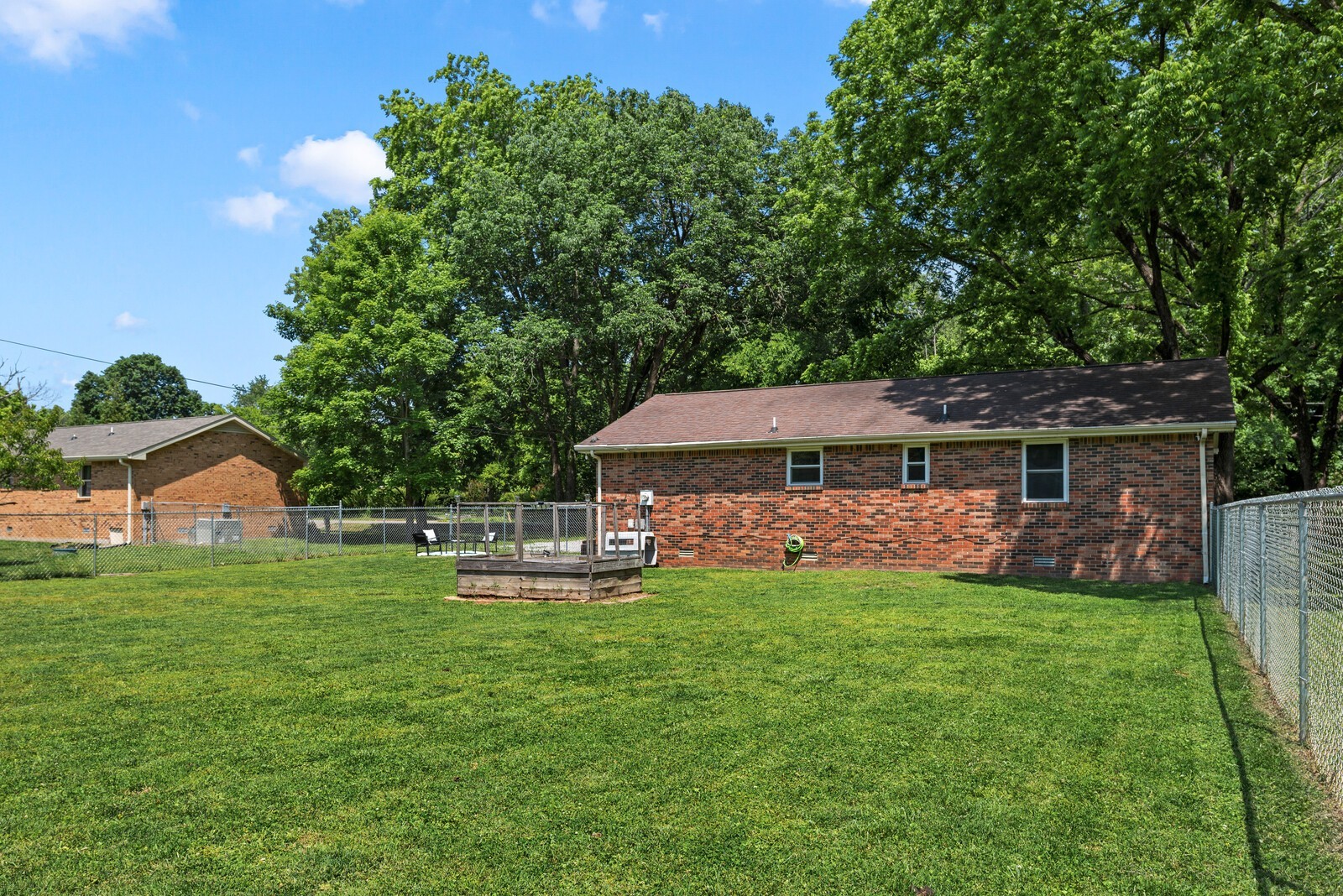 1223 Main Street Pleasant View, TN 37146 - Photo 12 of 33