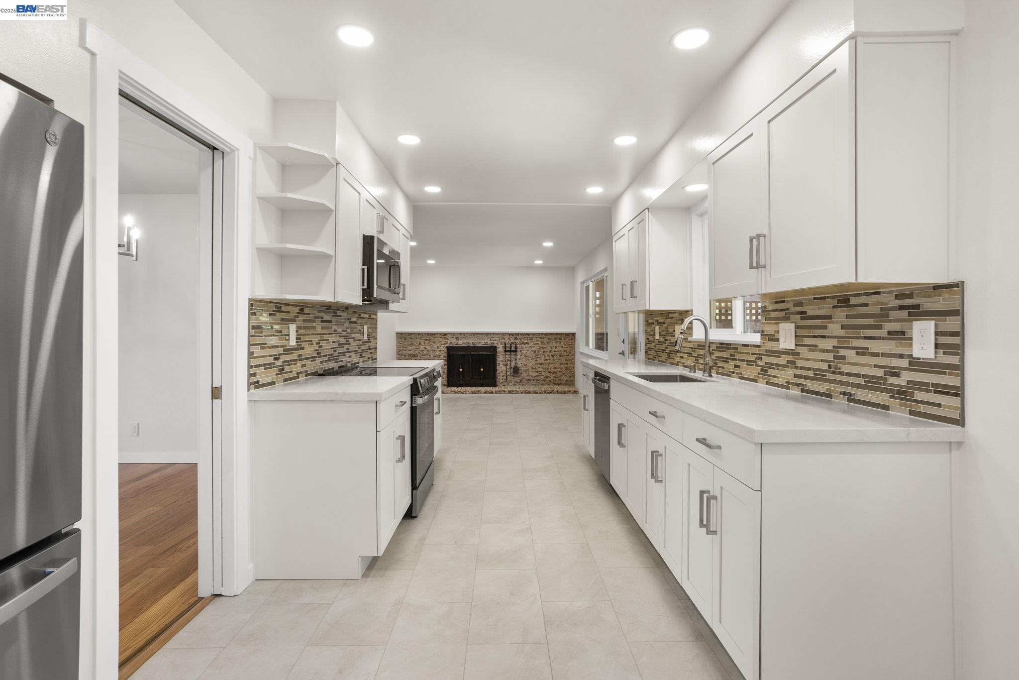 2526 Oakes Drive Hayward, CA 94542 - Photo 16 of 45