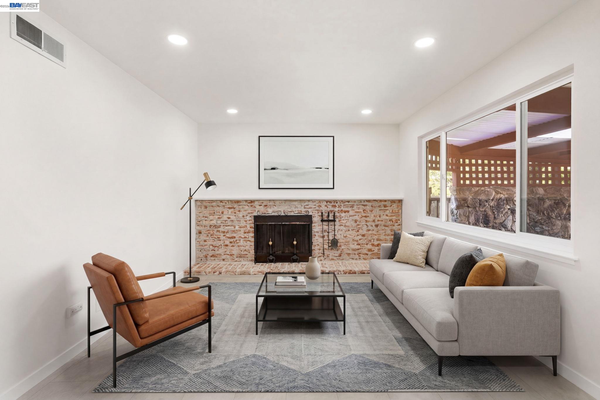 2526 Oakes Drive Hayward, CA 94542 - Photo 3 of 45