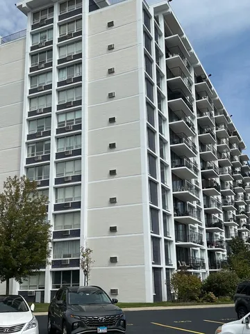 $195,000 | 8809 West Golf Road, Unit 11F, Niles, IL 60714