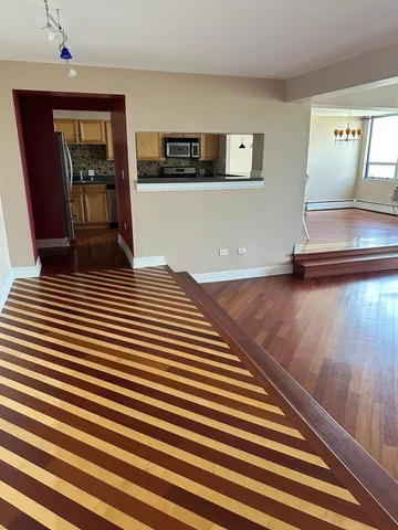 $195,000 | 8809 West Golf Road, Unit 11F, Niles, IL 60714