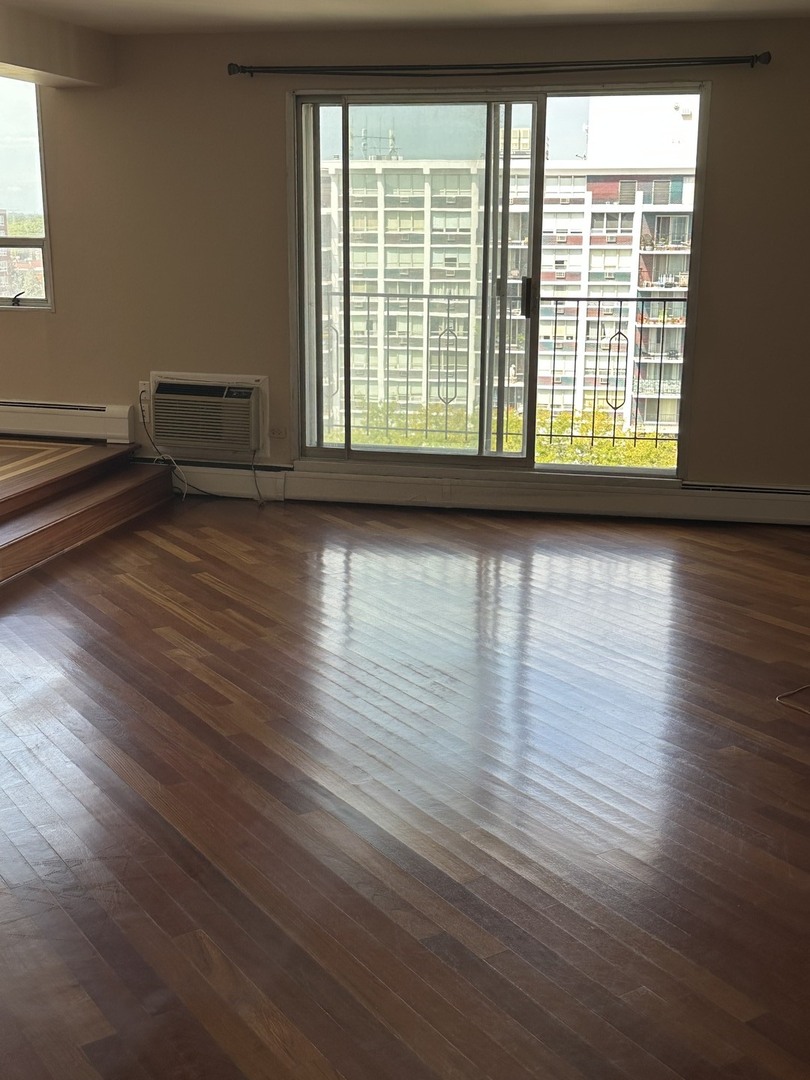 8809 West Golf Road, Unit 11F Niles, IL 60714 - Photo 8 of 15