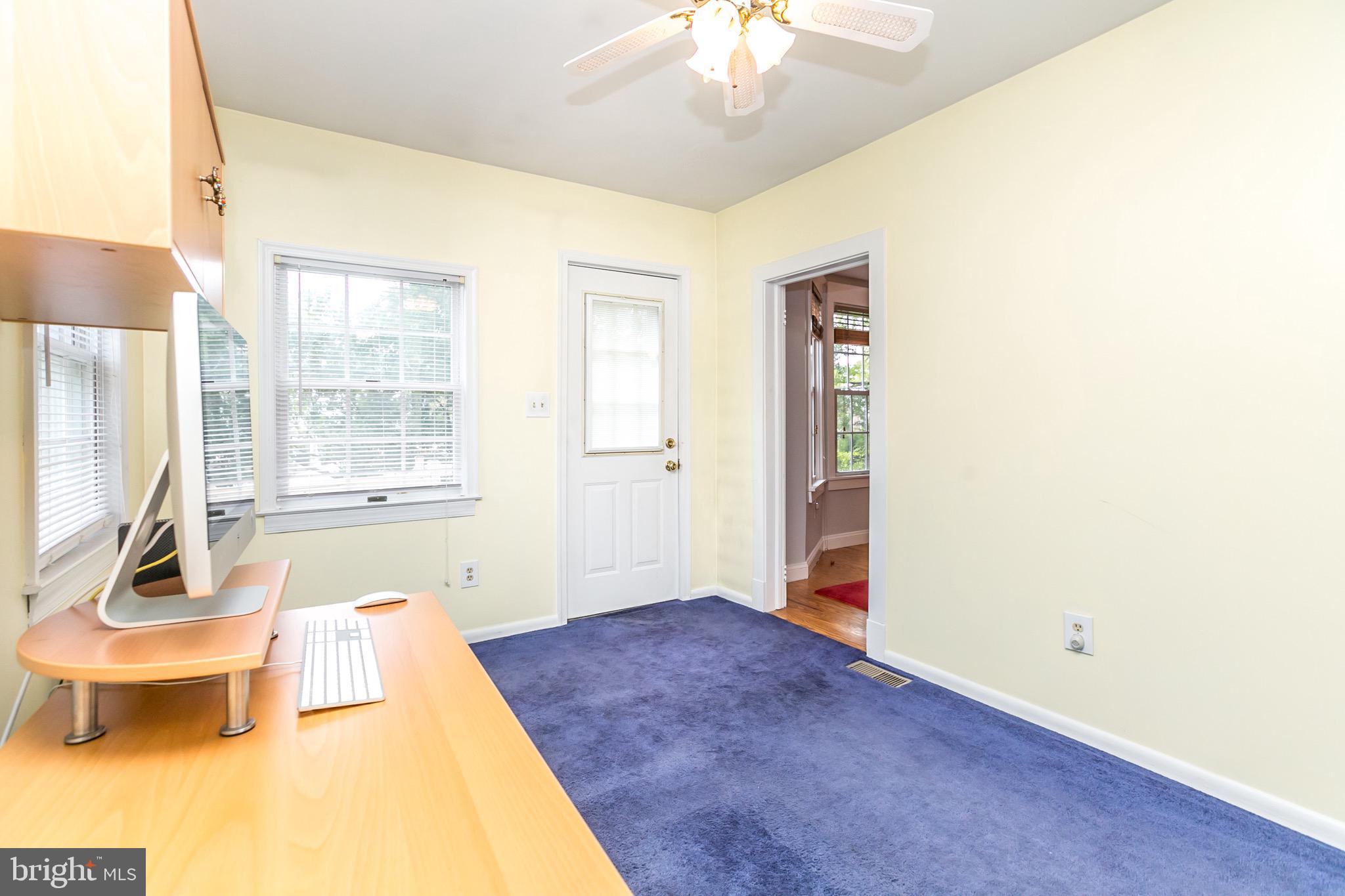 513 Anneslie Road Baltimore, MD 21212 - Photo 15 of 29 Main level bonus room with laundry area