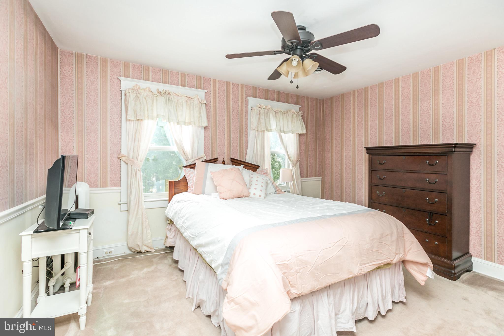 513 Anneslie Road Baltimore, MD 21212 - Photo 24 of 29 Third bedroom