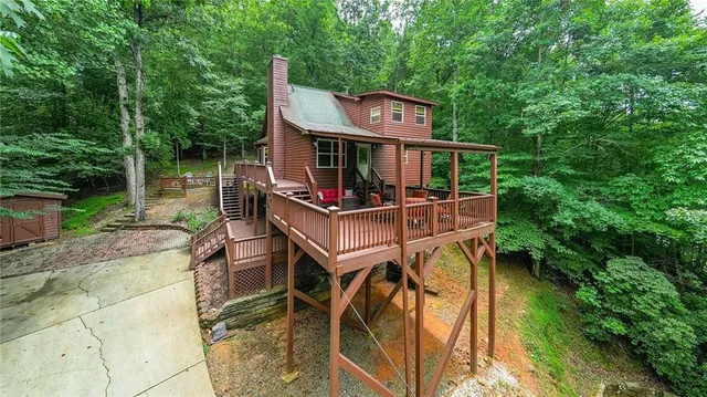 $489,900 | 1122 Beaver Lake Drive, Ellijay, GA 30540