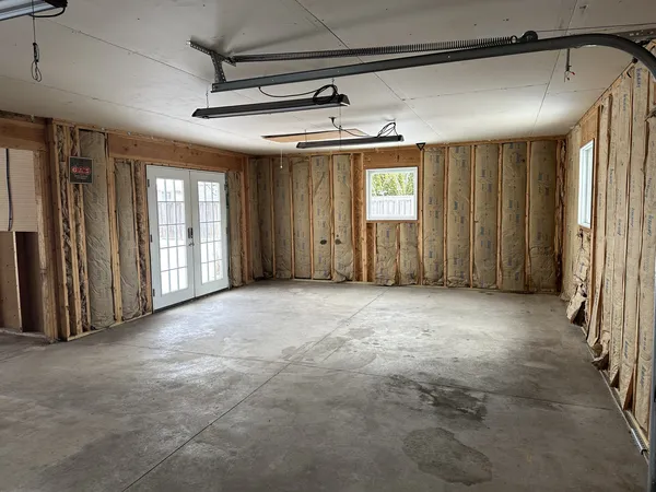 $2,500 | 223 Highland Road, Grayslake, IL 60030