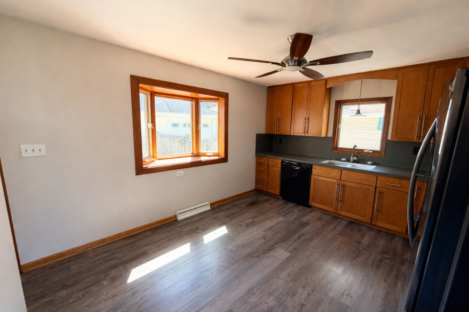 223 Highland Road Grayslake, IL 60030 - Photo 4 of 19