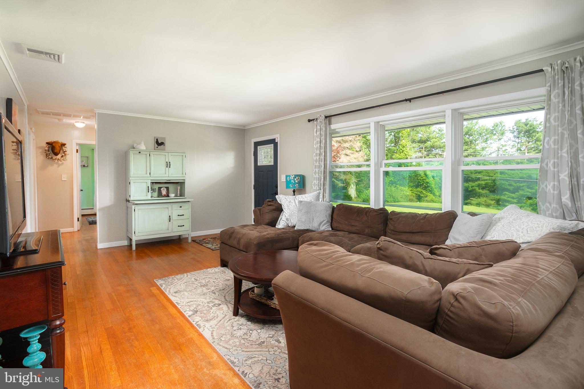 174 Larrison Road Wrightstown, NJ 08562 - Photo 4 of 25