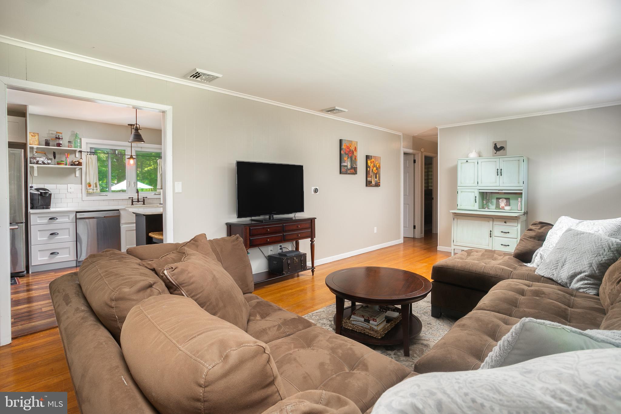 174 Larrison Road Wrightstown, NJ 08562 - Photo 5 of 25