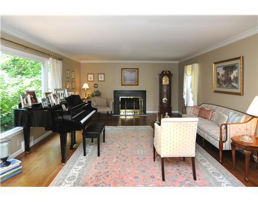 229 Orr Road Upper St. Clair, PA 15241 - Photo 3 of 18 Living Room.