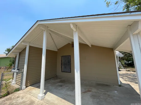 $1,550 | 5547 Stonybrook Drive, San Antonio, TX 78242