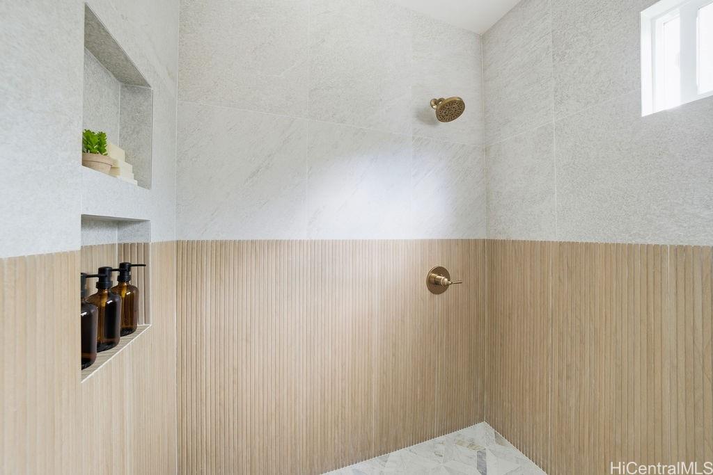 3198 Alika Avenue Honolulu, HI 96817 - Photo 13 of 25 a bathroom with a shower