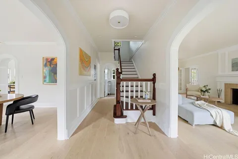 a view of a livingroom with furniture and deck area